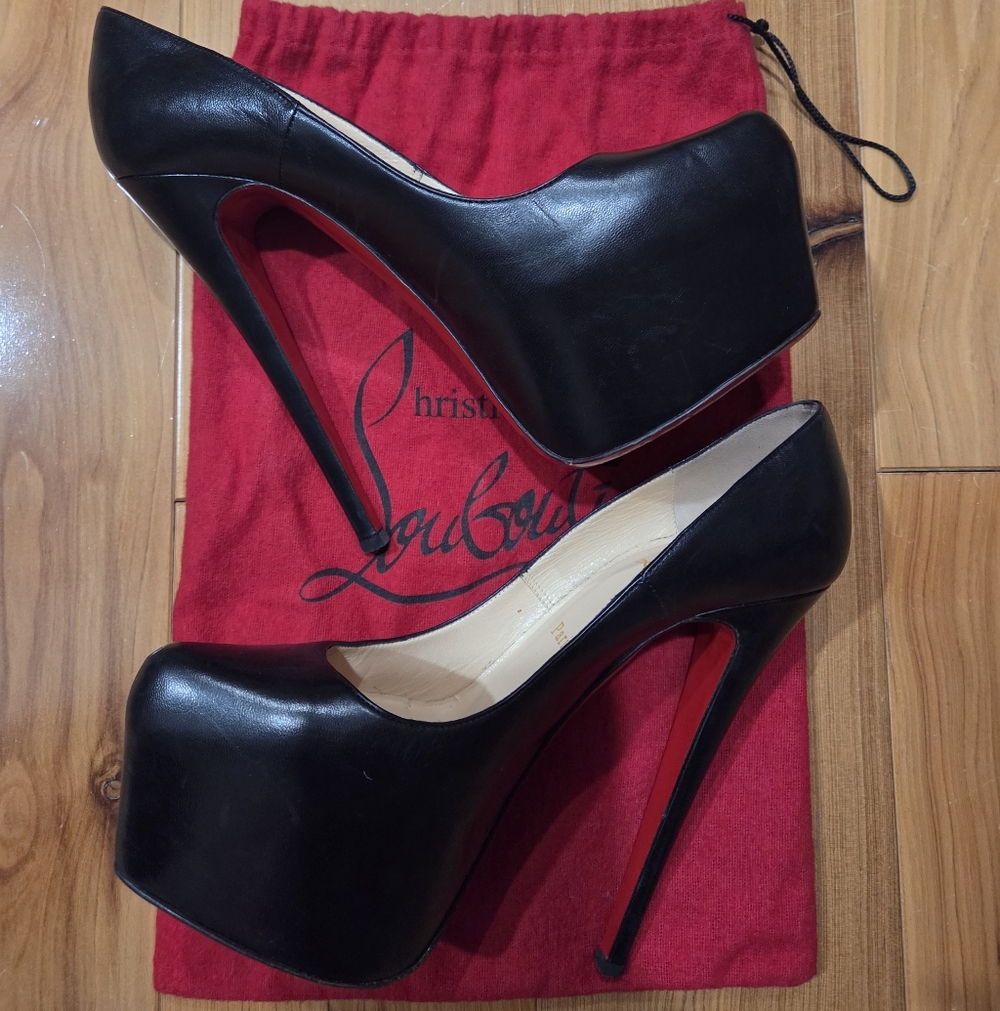 Christian Louboutin Black Leather Platform Pumps - Picture 13 of 16